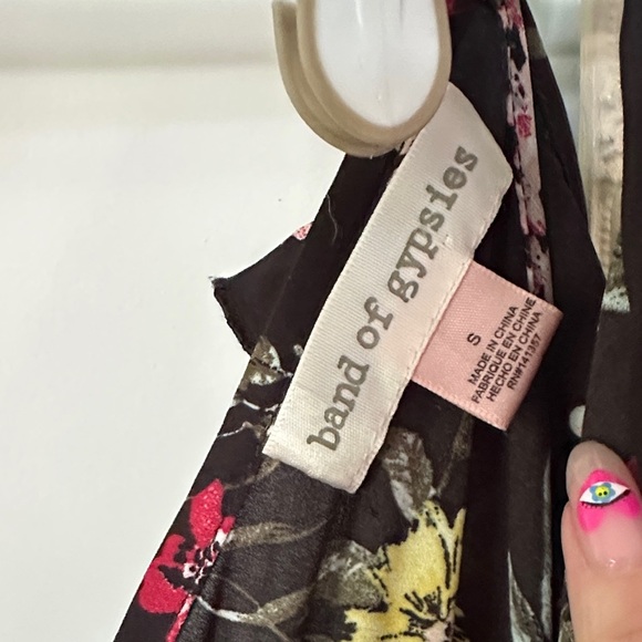 BAND OF GYPSIES | Black Floral Midi Off the Shoulder Faux Wrap Dress - Picture 3 of 14